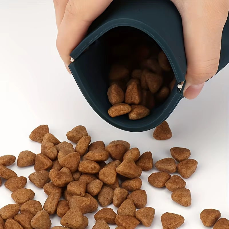 1Pc Portable Silicone Dog Treat Bag Pet Dog Train Food Snacks Pockets Bag Walking Dog Training Food Storage Product Supply